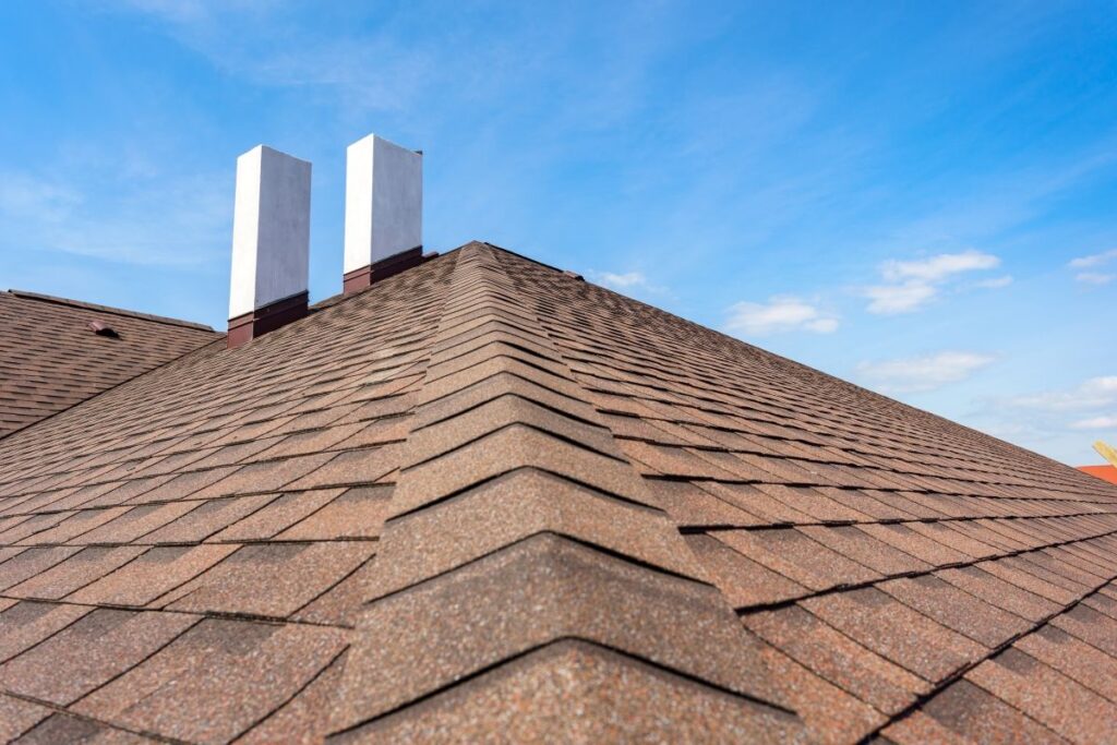 asphalt-shingle-with-ridge-cap-shingles