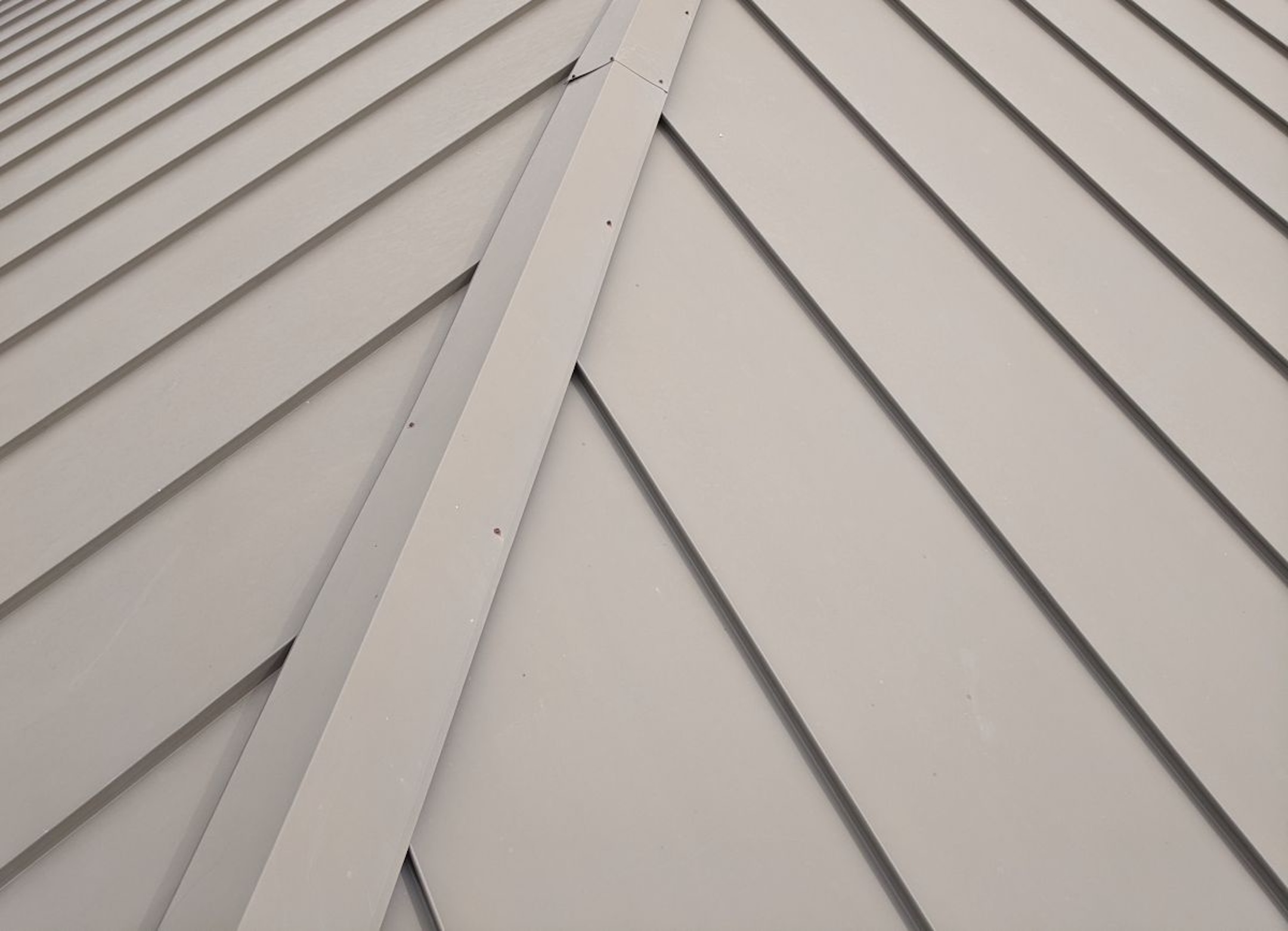 beige-standing-seam-metal-roof